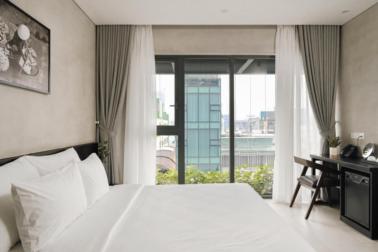 Triple E Hotel Metro Ben Thanh 胡志明市 外观 照片