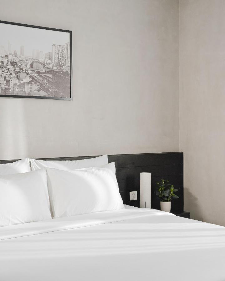 Triple E Hotel Metro Ben Thanh 胡志明市 外观 照片