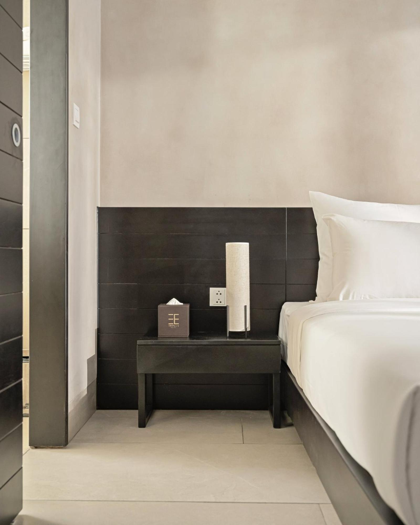 Triple E Hotel Metro Ben Thanh 胡志明市 外观 照片