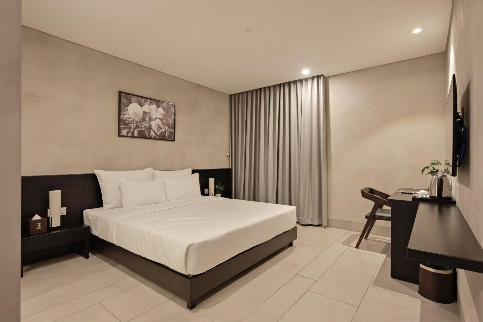 Triple E Hotel Metro Ben Thanh 胡志明市 外观 照片